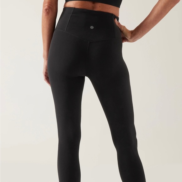 Athleta Ultra high rise elation tight 7/8 black - Picture 1 of 3